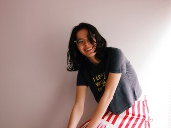 ローブ(loave)の写真/髪がキレイなままパーマがかかる。ツヤ感のあるしっとりもっちりカール。3種のパーマで女性らしさをプラス