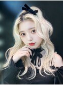 ロングブロンドブリーチハイトーン顔周りレイヤー_F21260