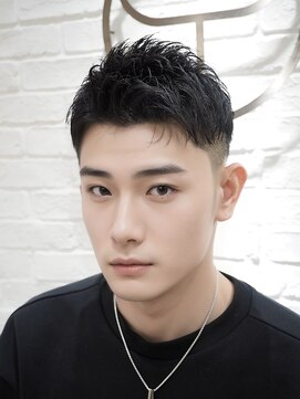 アース 天満橋店(HAIR & MAKE EARTH) 30代40代◎春の大人ツーブロック×フェードカット