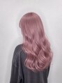アン(Hair make un) 光をまとったような透明感と柔らかさが際立つハイトーンピンク!