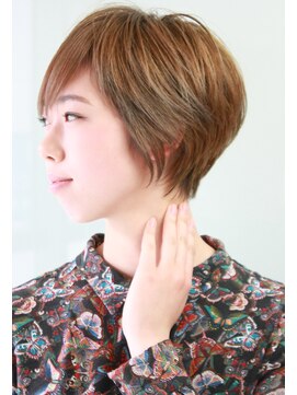 レンジシキチジョウジ (RENJISHI KICHIJOJI) カットで創るシルエットべリーショート