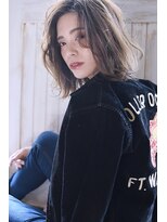 ロイジー(roijir)&nbsp;roijirイルミナインナーカラーxスパイラルxセンシュアルショート