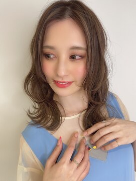 ローウェ 青山 表参道(Louwe) 20代30代40代/大人可愛い外ハネボブ/小顔/ミルクティーブラウン