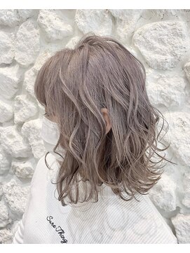 モアナ バイ ヘッドライト 沖縄東崎店(Moana by HEADLIGHT) Moana【東崎】ダブルカラー＃ミルクティー＃ボブ