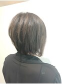 女性のかっこいいウルフレイヤースタイル