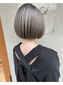 ホワイト系シャドウルーツ