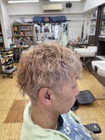 カットクラブ 髪切虫(CUT CLUB 髪切虫)&nbsp;ツイストスパイラルパーマ