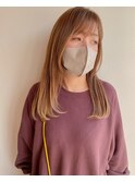 ハイライトを活かした柔かいベージュカラー