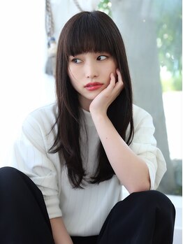 ヘアー ソムリエサロン ベルラ(Hair sommelier salon Bella)の写真/触れてわかる感動の指通り＊髪質を見極めたパーソナルな施術が高支持率の秘訣◎潤いのあるストレートに♪