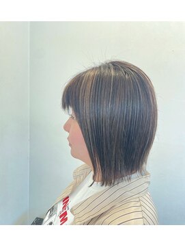 リリー LILY ヘアー メイク HAIR アンド & MAKE 大人かわいい☆20代30代40代☆小顔ぱつっとミディアム