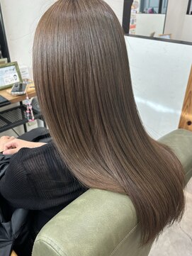 コク 千葉駅西口(COQU) ナチュラルベージュ/青木辰憲