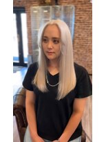 ジェニファー(Jennifer)&nbsp;【圧倒的透明感】ホワイトカラー