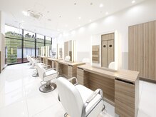 アッシュ 南町田グランベリーパーク店(Ash)