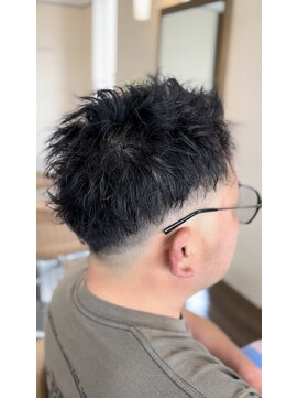 オービット O-bit ヘアデザイン ツイストフェードカット