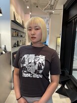 シータ(sheta)&nbsp;【表参道sheta小林】小顔ハイトーンボブクラゲヘアー