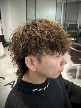 エイト(EIGHT)の写真/自分らしくオシャレに！艶感×色気パーマで清潔感と余裕を演出◇忙しい朝のセットも簡単に！お任せもOK◎