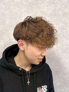 スター(STAR) ブラウンベージュ × 波巻きマッシュ