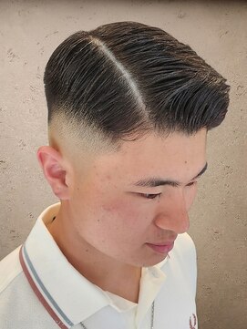 ワンワンオー バーバーショップ 長浜店(@110 BARBER SHOP) 高めフェード×ハードパート