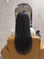 カム(Qome)&nbsp;長岡／エクステで叶えるナチュラル黒髪ロング