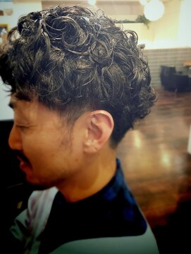 ヘアーアンドシューズ タイプエービー(HAIR&SHOES Type AB) メンズパーマスタイル typeab  川崎店 清水絵里