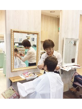 茅野駅前すぐ！便利で通いやすい！明るいスタッフが幅広い年代のお客様をお迎えします♪