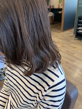 エウレカ(EUREKA) 30代・40代◎透明感アッシュカラー