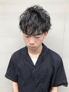 ヘアー アイス ルーチェ(HAIR ICI LUCE) 無造作パーマ スパイラルパーマ 黒髪パーマ 刈り上げ