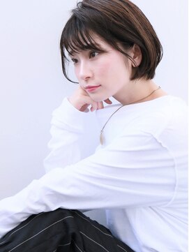 ドロップ(drop) 耳掛け小顔マニッシュショートボブ〈表参道/青山 drop〉