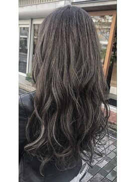 レアヘアー(Le'a hair) クールグレージュ