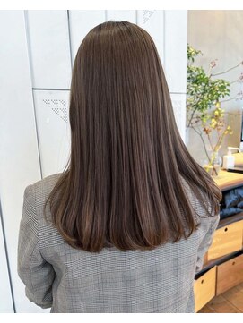 アトロ(Atoro) オリーブベージュ