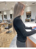 ロンド レア 天神大名店(Lond Le’a)&nbsp;ミルクティーベージュ/ダブルカラー/ケアブリーチ/くびれヘア