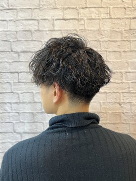 ヘアサロン 銀座マツナガ新宿店(hair salon) トレンドスタイル《波巻きパーマ》【新宿/バーバー/理容室】