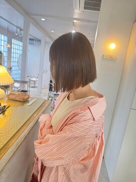 リィベ(Liibe) 20代30代40代切りっぱなし/ブリーチなしダブルカラー/ベージュ