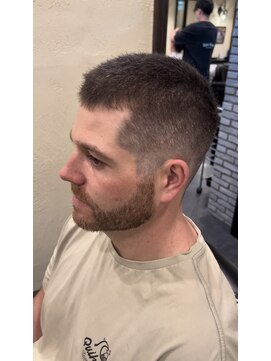 スカイマスターバーバー 渋谷(SKY MASTER BARBER) Buzzcut