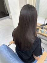 エミン(emyn)&nbsp;髪が変わる【美髪革命】艶髪/髪質改善/縮毛矯正/代々木