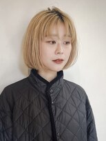 タロ(TALO)&nbsp;【TALO】切りっぱなしアゴラインボブ×ブリーチダブルカラー