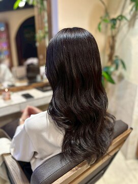 ヘアリゾート粋 ティガ 池袋店(tiga) 艶髪ウェーブ/ナチュラルブラウン/レイヤーカット