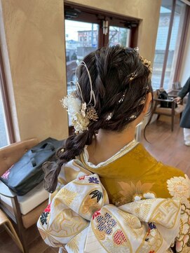 ノット 成田公津の杜(Knot) 黒髪/オリーブグレー/小顔/ココアベージュ/成田公津の杜駅