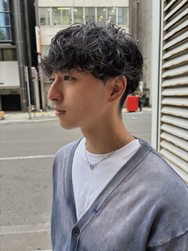 スイ(SUiii) メンズパーマ