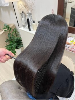 ラテ(Latte)の写真/【大人女性×髪質改善】一人のスタイリストが最後までマンツーマン施術◎理想を叶える本気の髪質改善*