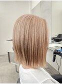 ハイトーン切りっぱなしボブ