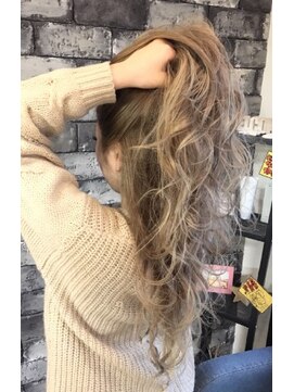 ラヴィエール(LAVIERE by R-EVOLUT) LAVIERE柿本流☆外国人風×バレイヤージュ