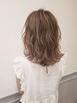 グランシュ 青葉台店(GranCieux)&nbsp;ミディアムボブ×ハイライト波ウエーブ☆