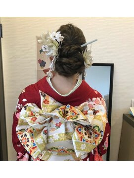 かぐや姫 エルモード フェレ美容室 行徳店 成人式の振袖