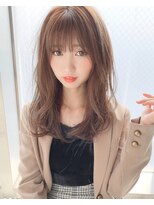 ふわ揺れロング（毛先パーマことりベージュ黒髪）