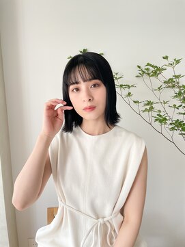 エデュコスゥリール(educo per sourile) 韓国風タッセルカット×ネイビーブラック