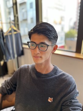 リバレッジ 広尾(Leverage) 七三フェードスタイル