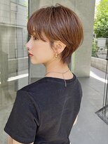 ロビー 表参道(ROBBY)&nbsp;耳掛けショートレイヤー／前髪あり／表参道／30代40代50代