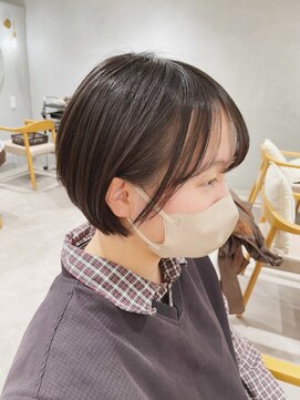 エン(eNN) 大人可愛い丸みショート/耳掛けショート/ショートカット