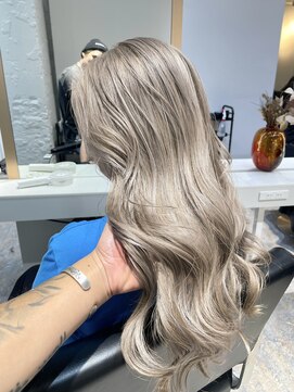 ブレンド 渋谷(BLend) ハイライトカラーマチルダボブインナーグレージュ前髪